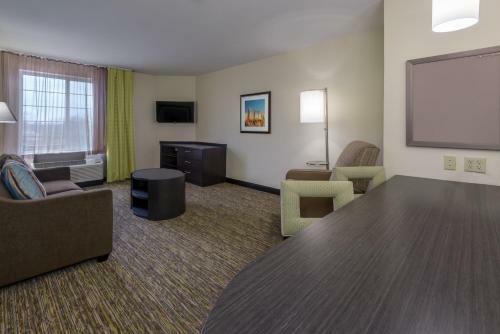 Hotel Candlewood Suites Del City