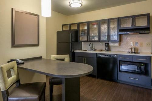 Hotel Candlewood Suites Del City