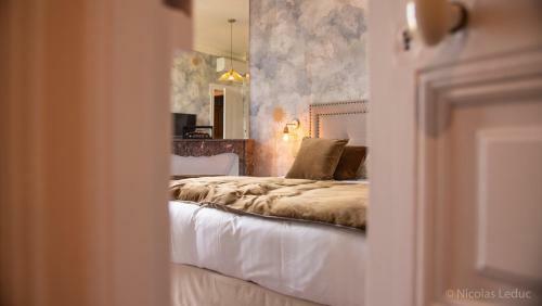 Hostal Maison Blanche Chartres - Maison D'h�tes 5 �toiles