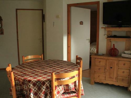 Apartamento Appartement Ch�tel, 2 Pi�ces, 4 Personnes - Fr-1-200-309