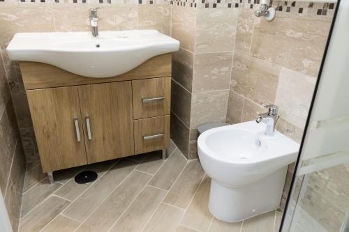 Hostal Alloggio Per Uso Turistico Come Dai Nonni Id 3900