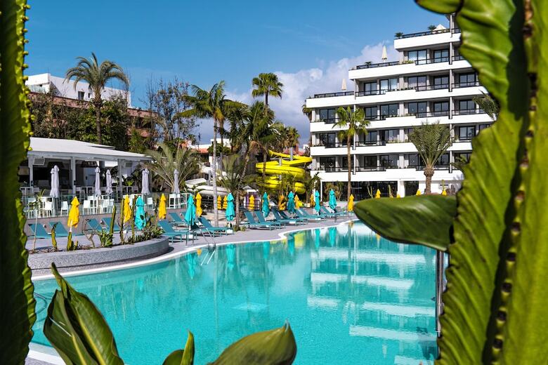 Hotel Spring Bitacora