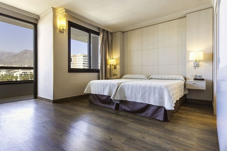 Hotel Spring Bitacora