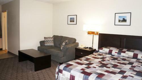 Canadian Motor Inn