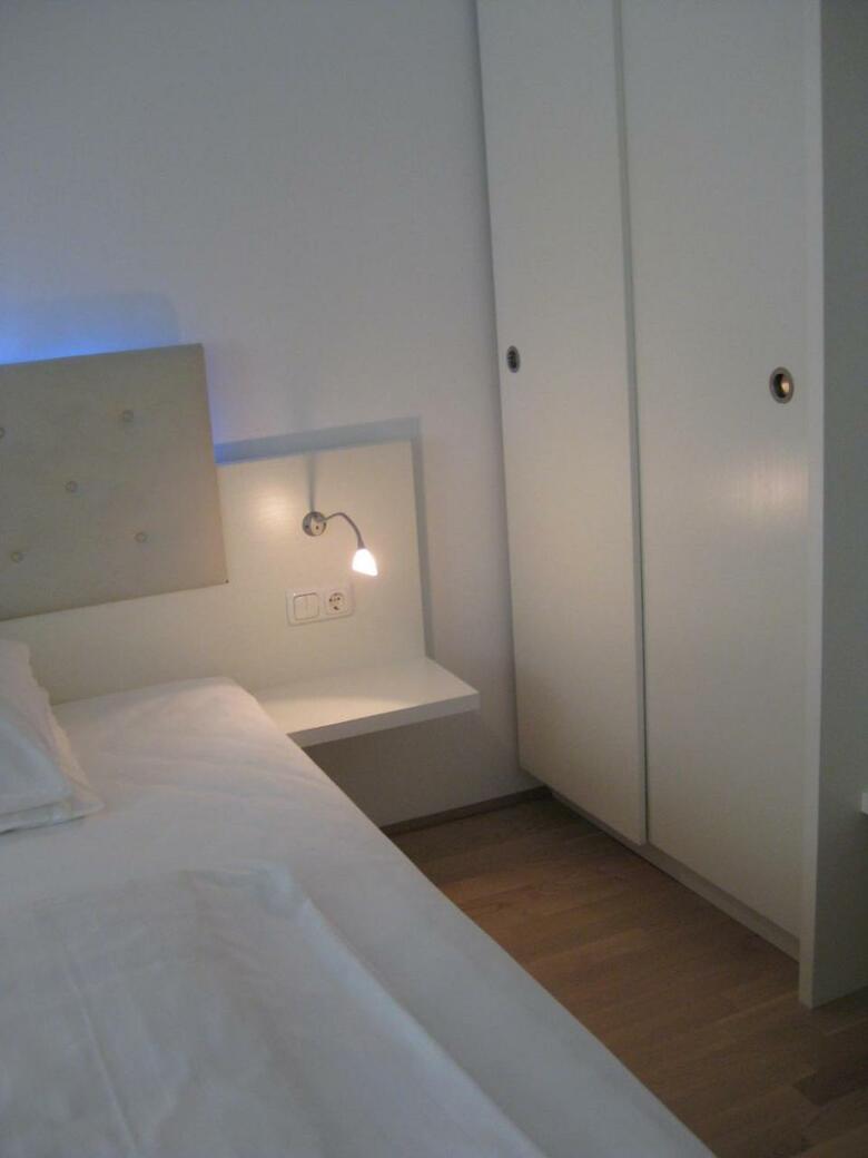 Dom Hotel