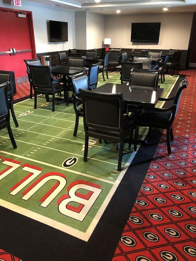 Hotel Georgia Gameday Center