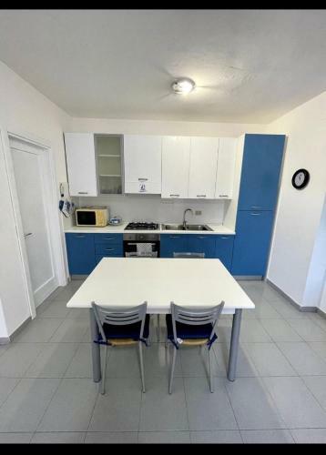 Apartamento Appartamento Luminosissimo Con Posto Auto.