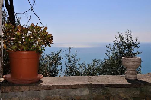 La Casetta Di Giuly A Picco Sul Mare