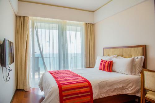 Sanya Seacube Holiday Hotel