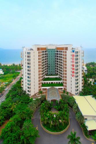 Sanya Seacube Holiday Hotel