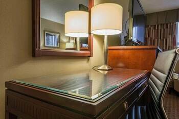 Hotel Holiday Inn St Johns Government Center