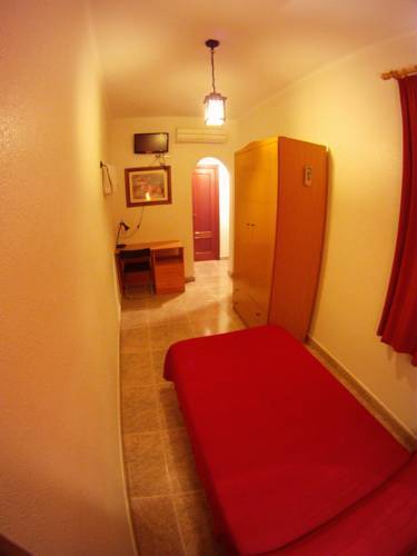 Hostal Restaurante Cornella
