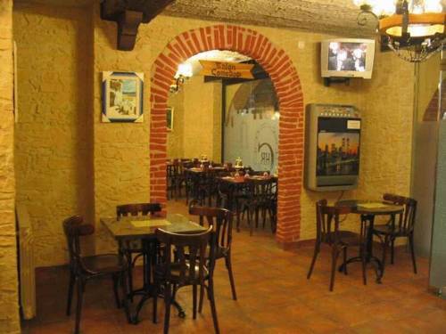 Hostal Restaurante Cornella