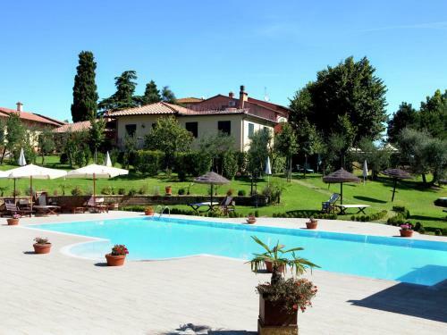 Splendid Apartment In Fucecchio With Garden