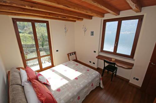 Apartments In Lezzeno Lake Como