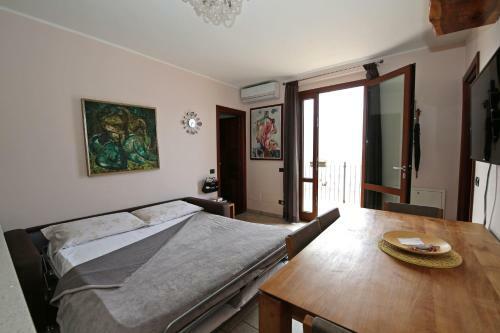 Apartments In Lezzeno Lake Como