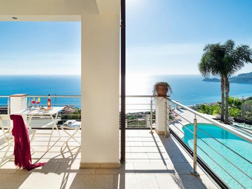 Luxurious Villa In Letojanni With Private Pool
