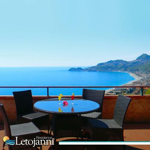 Aparthotel Residence Letojanni Taormina