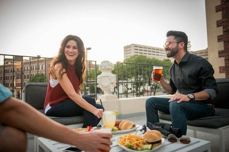 Magnolia Hotel Omaha