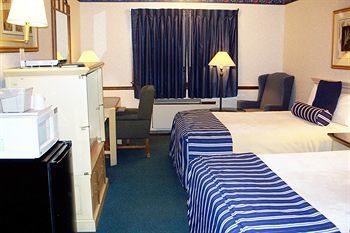 Motel Rodeway Inn & Suites