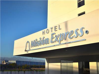Hotel Mision Express Monterrey Aeropuerto La Fe