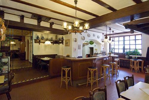 Hostal Hotel Sch�tz