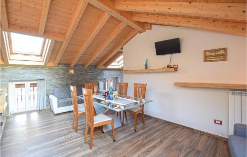 Beautiful Apartment In Luino With 1 Bedrooms