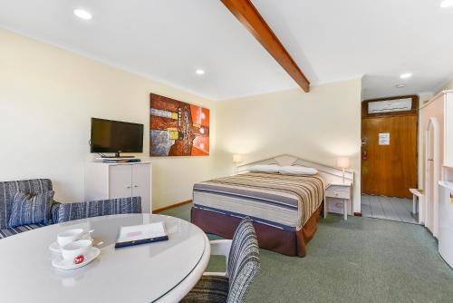 Motel Sundowner William Macintosh Naracoorte
