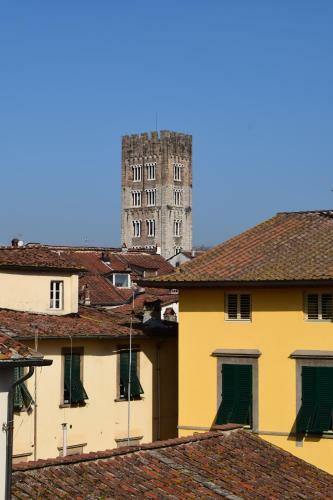 Al Carmine Apartments