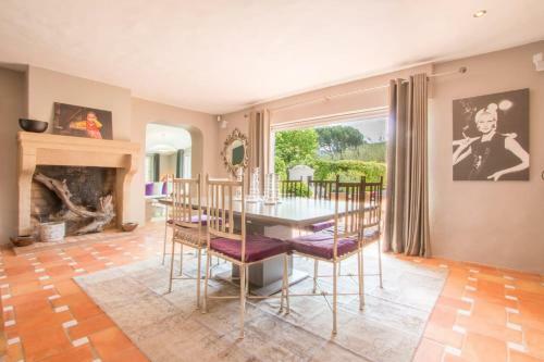Apartamento The Magnificent Setting Features The Gentle Rolling Hills And Fragrant Wine