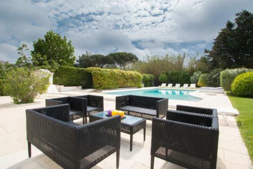 Apartamento The Magnificent Setting Features The Gentle Rolling Hills And Fragrant Wine