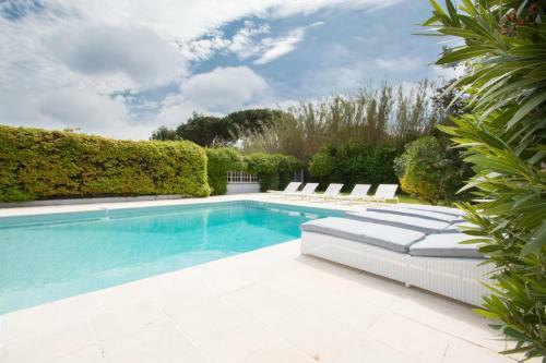 Apartamento The Magnificent Setting Features The Gentle Rolling Hills And Fragrant Wine