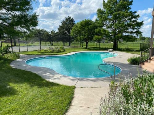 Hawkins Estate At Tanganyika