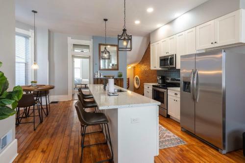 Apartamento Mainstrasse Village With Private Parking!!