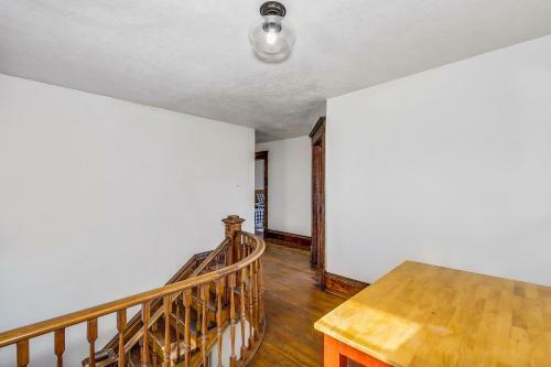 Gorgeous 5 Bedroom House