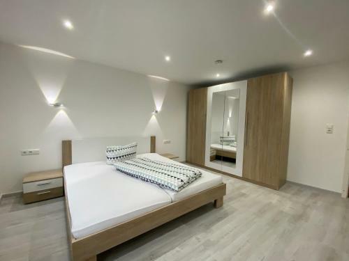 Apartamento Ferienwohnung H&m Immobilien Hettstedt