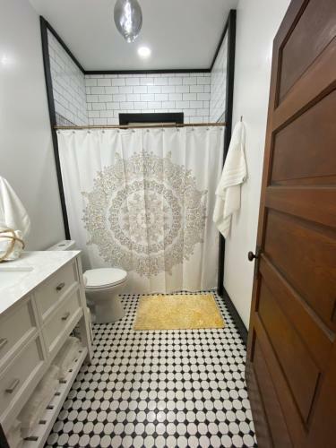 Charming Crater City Craftsman