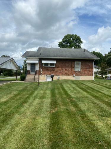 Charming Crater City Craftsman