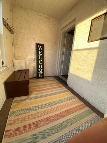 Charming Crater City Craftsman