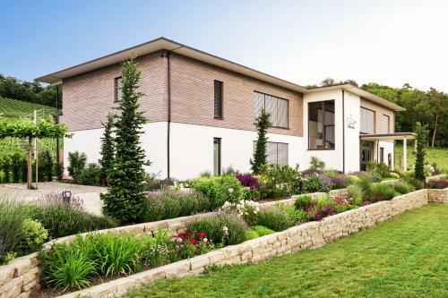 Hostal Weinvilla Vollmayer