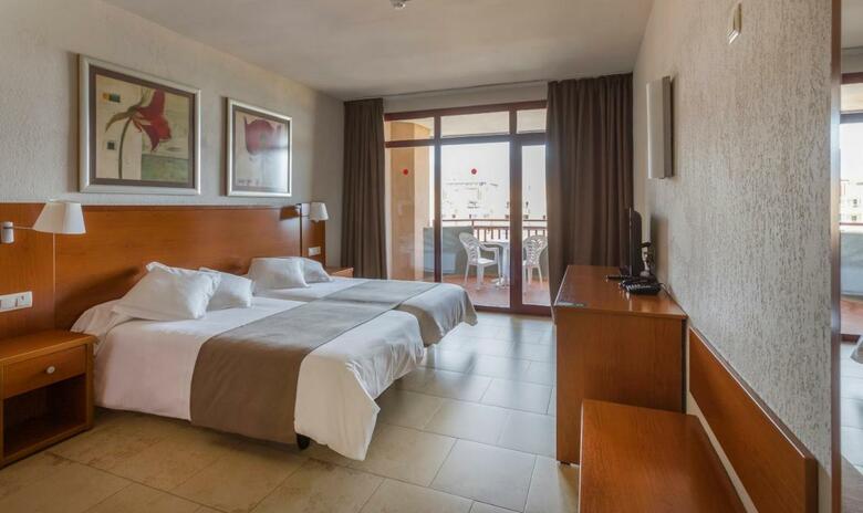 Hotel Las Palmeras Affiliated By Fergus