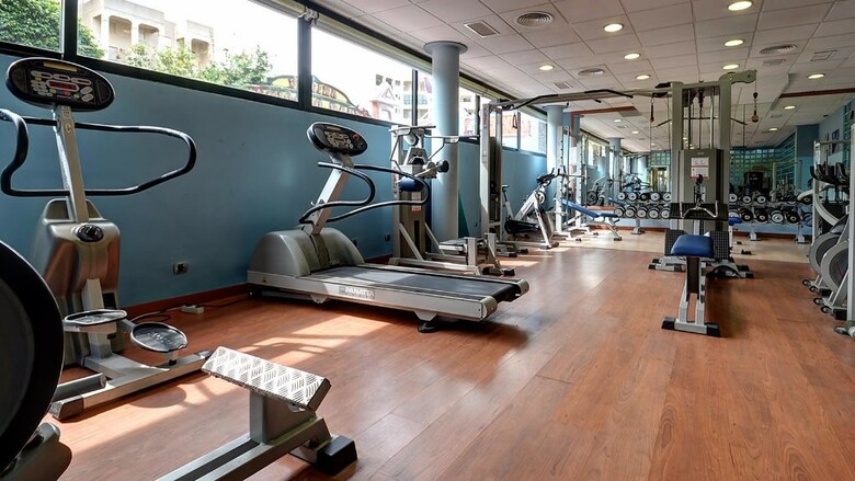 Apartamentos Turisticos Marina D�or 1� Linea