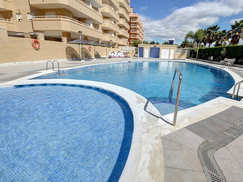 Apartamentos Turisticos Marina D�or 2a Linea