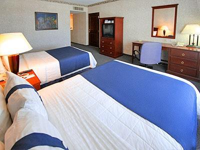 Aparthotel Quality Inn Monterrey La Fe