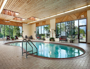 Travelodge Kingston Lasalle Hotel