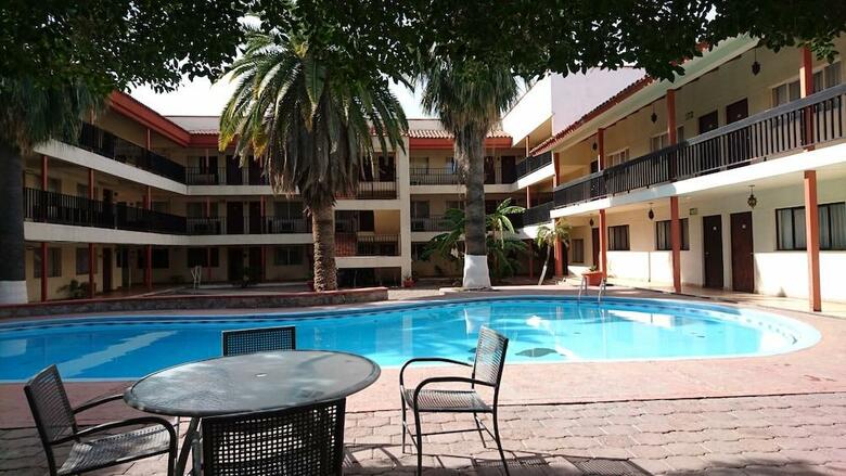 Hotel Bugambilia