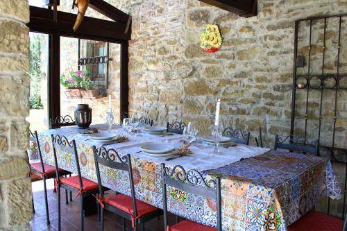 Villa Tuscan Farmhouse With Swimming Pool