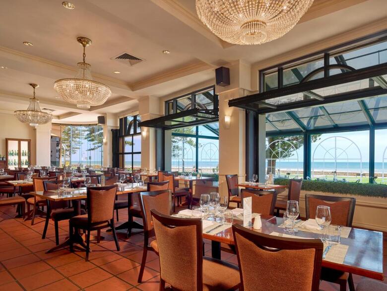 Hotel Stamford Grand Adelaide