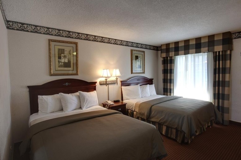 Motel Studio City Courtyard Hotel