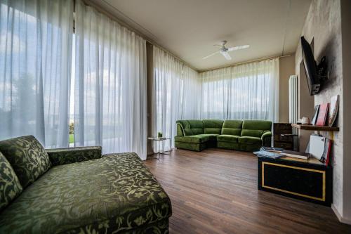 Villa Leolo' Monforte D'alba